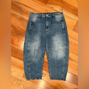 Women’s Medium Dark Acid Wash Barrel Jeans